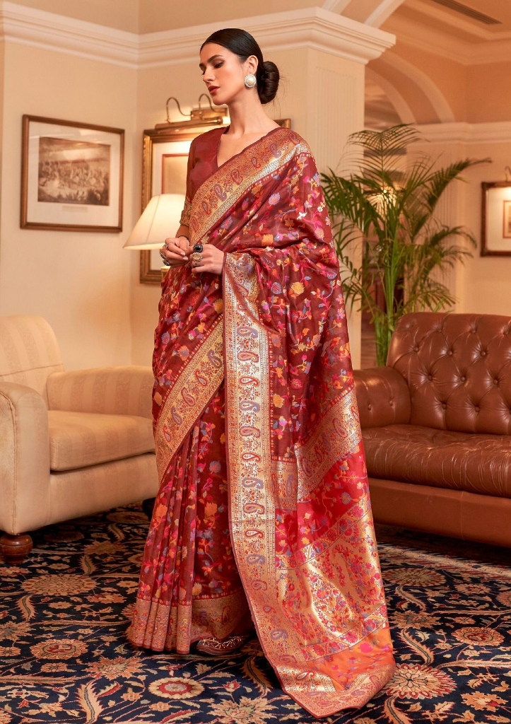Vastra Isha Hero Saree